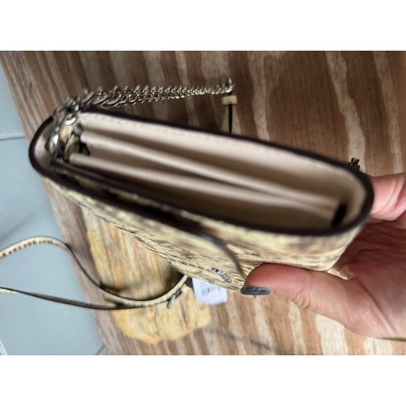 Michael Kors Embossed Leather Crossbody Bag LG Phone - Picture 7 of 8